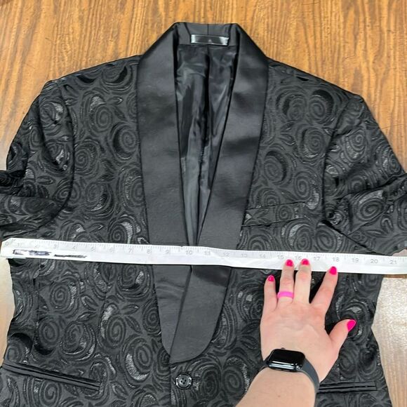 Black on Black Two Piece Floral Suit - Picture 8 of 15